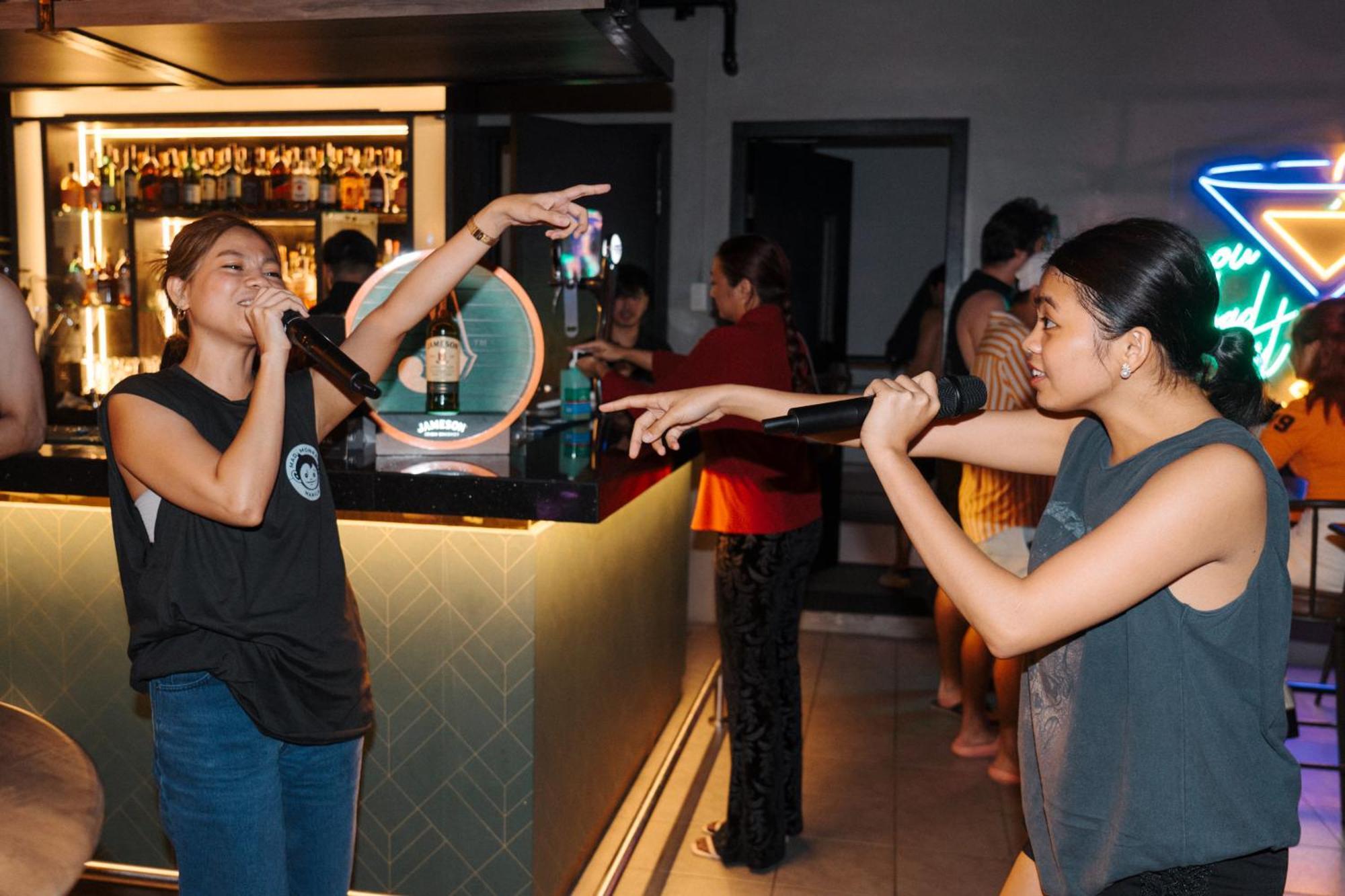Mad Monkey Manila Vandrarhem Makati City Exteriör bild