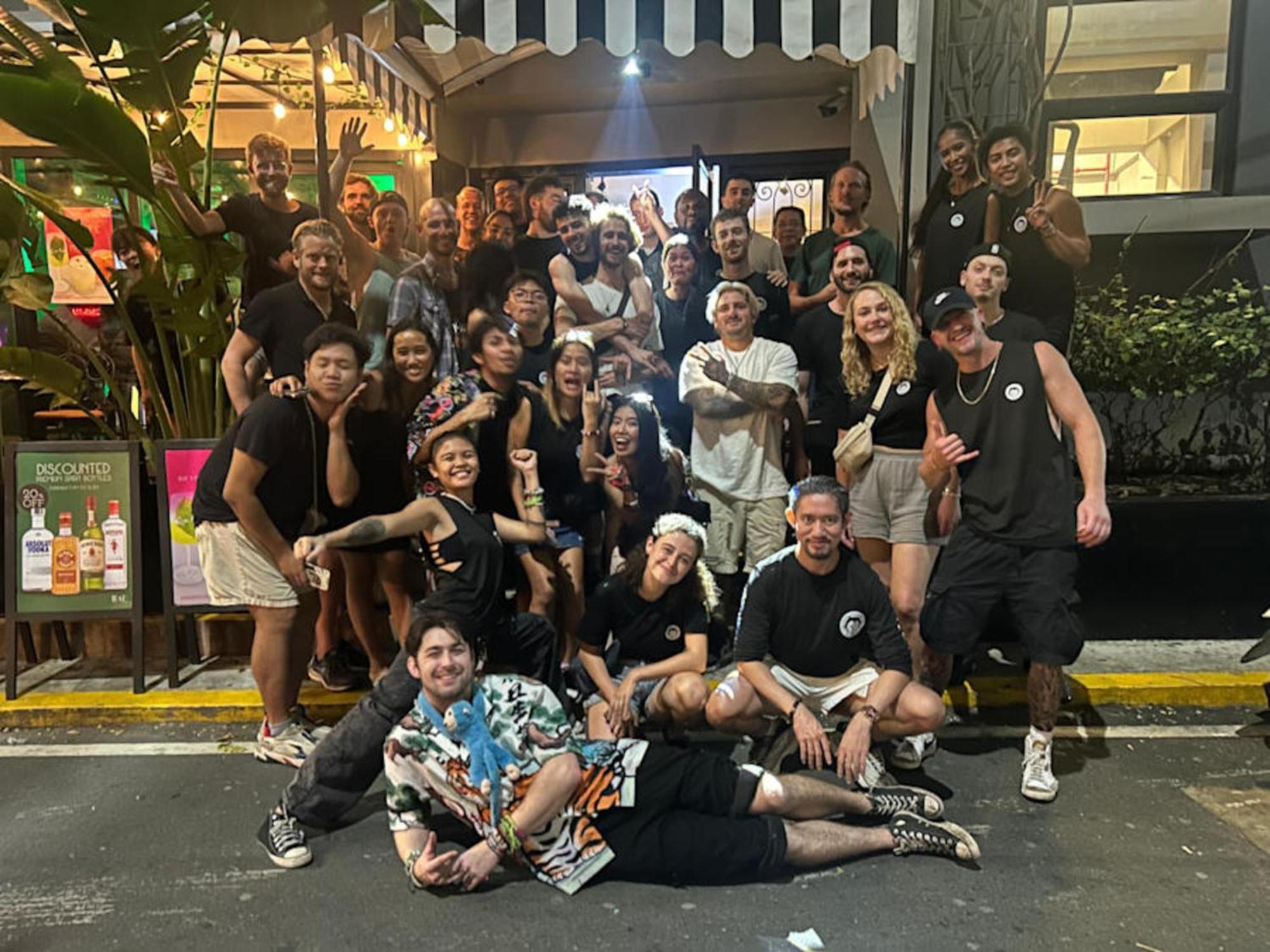 Mad Monkey Manila Vandrarhem Makati City Exteriör bild